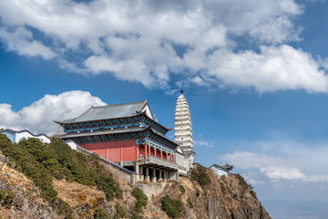 鸡足山