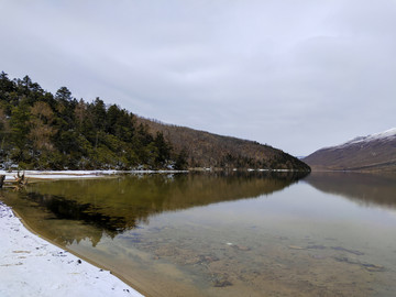 湖边风景