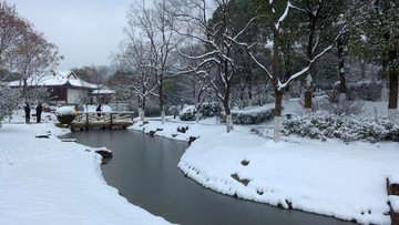 武汉市汉阳区月湖公园雪景