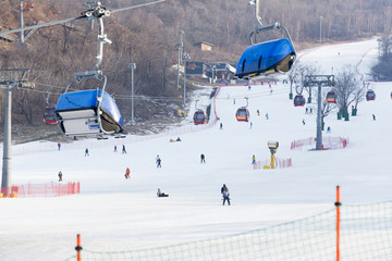 万科松花湖滑雪场索道