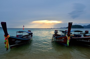 海岸木船