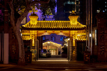 马勒别墅饭店进口大门夜景