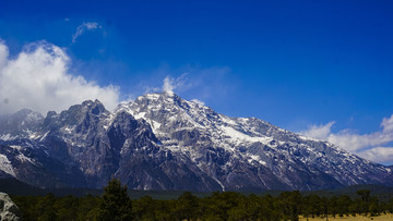 玉龙雪山