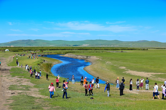 草原蒙古包河流旅游