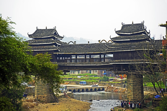 侗乡风雨桥