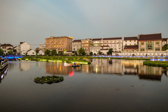 金山鱼嘴村