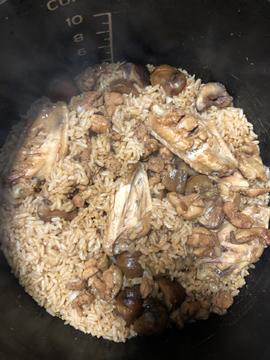 电饭煲板栗鸡腿饭