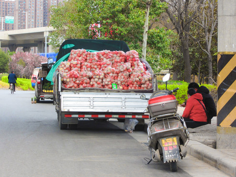 路边水果摊