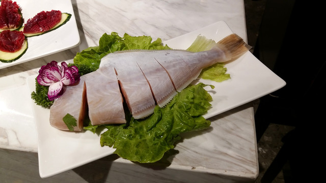 火锅食材鲳鱼