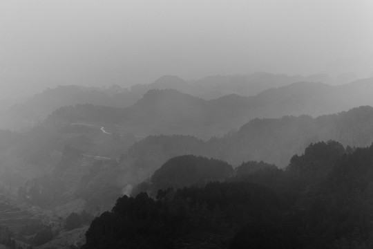 水墨风群山