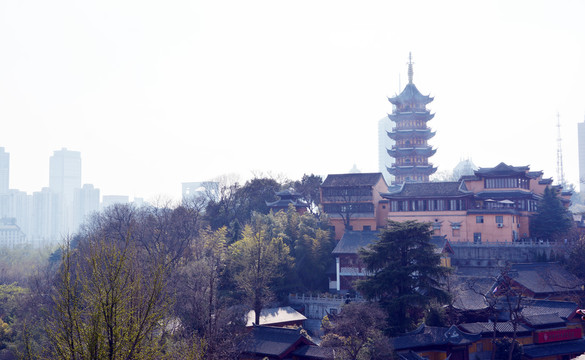 南京古鸡鸣寺