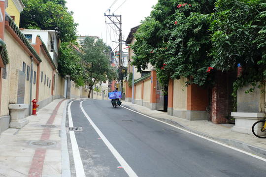 道路