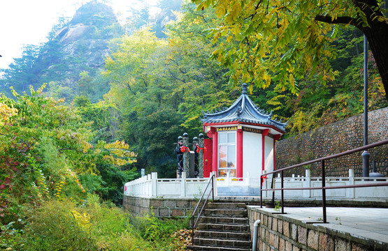 千山仙人台景区九天玄女宫