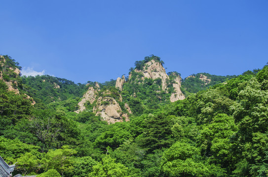 千山仙人台陡峭险峻连绵群山峰