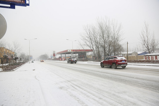 雪天道路