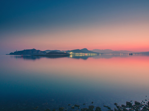 夕阳下的军港公园