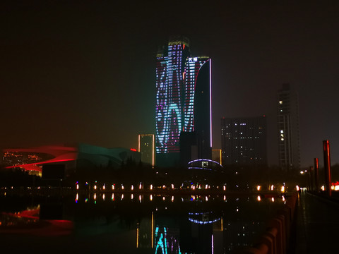 洛阳新区开元湖夜景