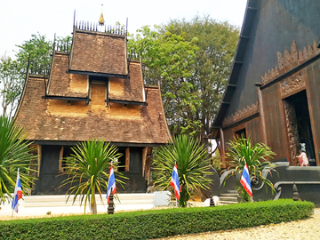 泰国黑庙建筑