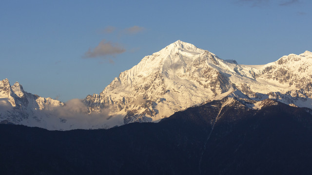 梅里雪山