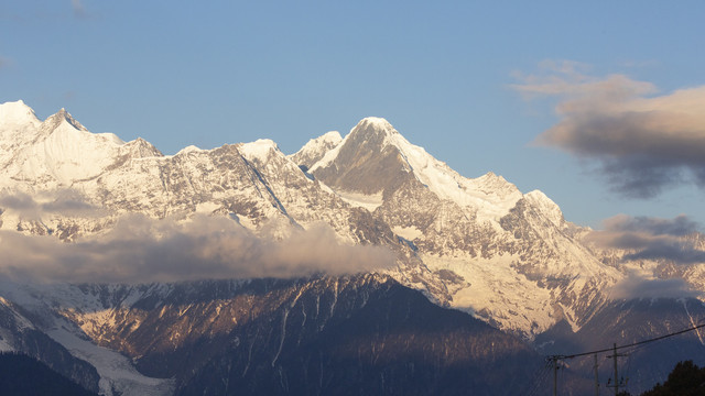 梅里雪山