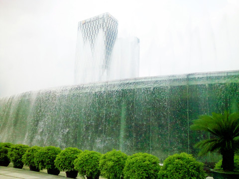 城市喷泉风景