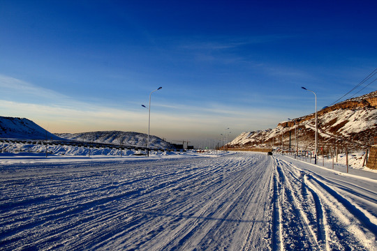 雪景道路