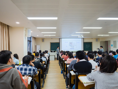 大学阶梯教室教授上课素材