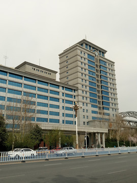 河北省高级人民法院办公楼