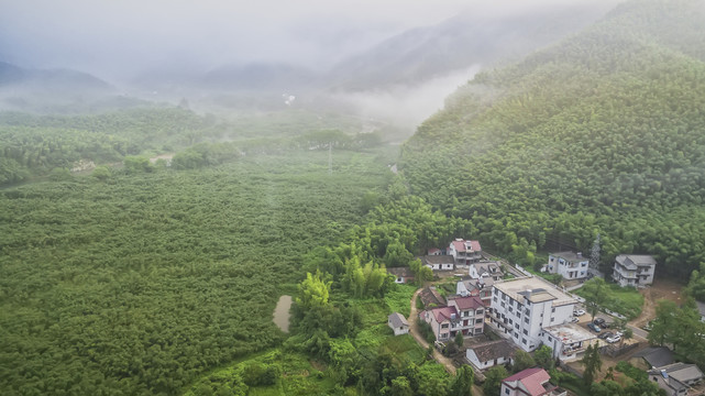 水墨月亮湾