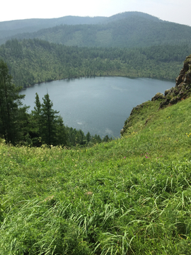 阿尔山驼峰天池