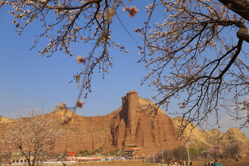 东乡塔汪红塔寺