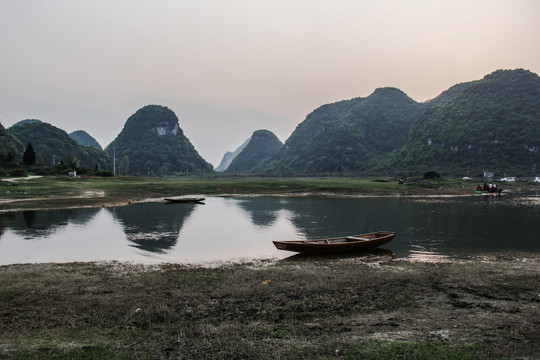 红枫湖