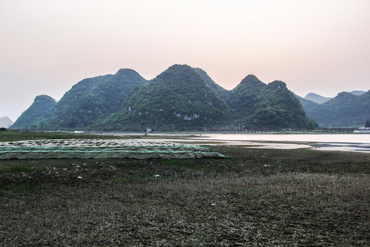 红枫湖