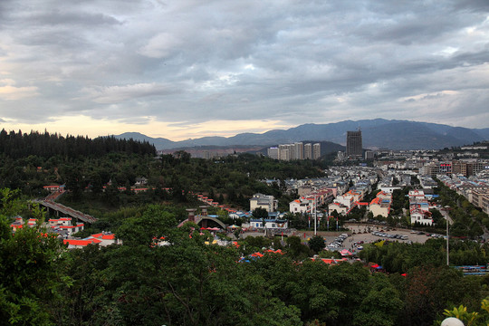 大理城市街景