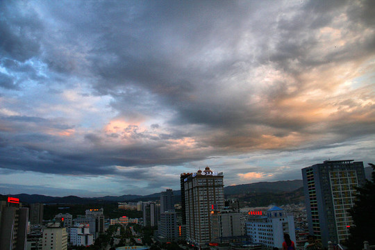 大理城市街景