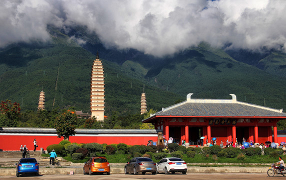 大理崇圣寺三塔