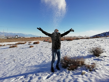 快乐雪景