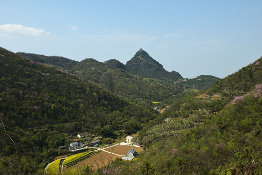 梁山风光