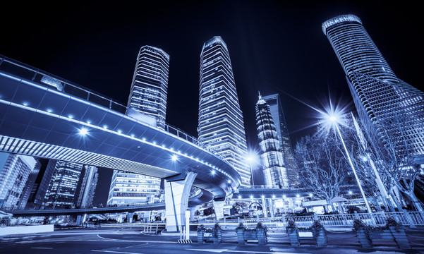 上海陆家嘴城市夜景建筑街道