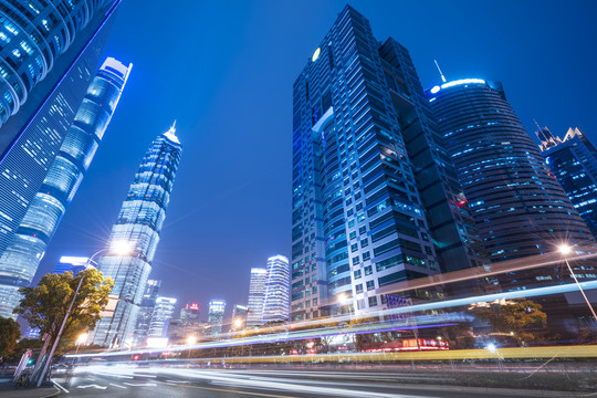 上海陆家嘴城市夜景建筑街道