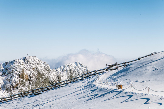 雪山