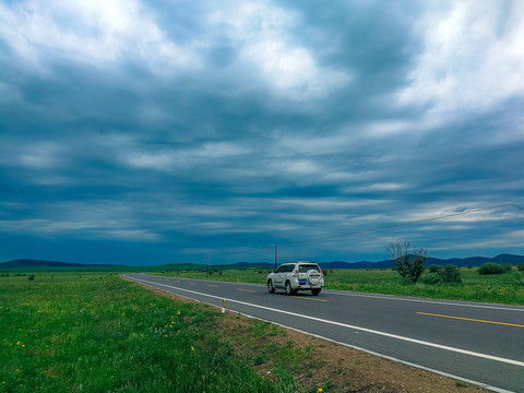 公路越野车