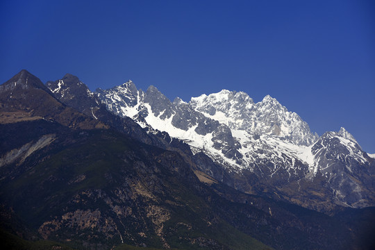 玉龙雪山