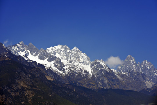 玉龙雪山