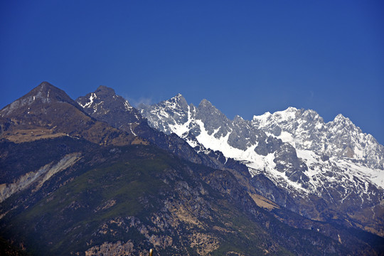 玉龙雪山