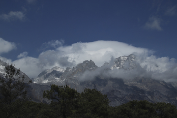 玉龙雪山