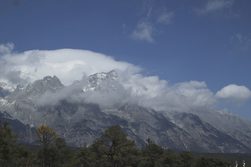 雪山