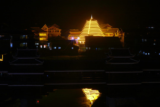 程阳夜景