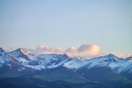 天山