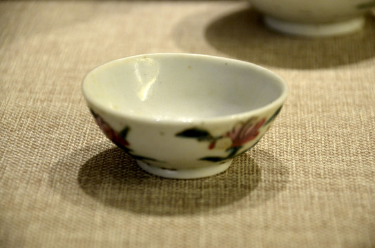 民国瓷碗